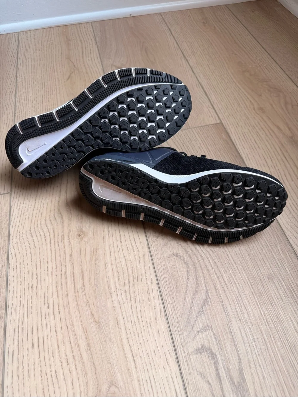 Nike Zoom Structure 22 Womens Running Shoes Size 9